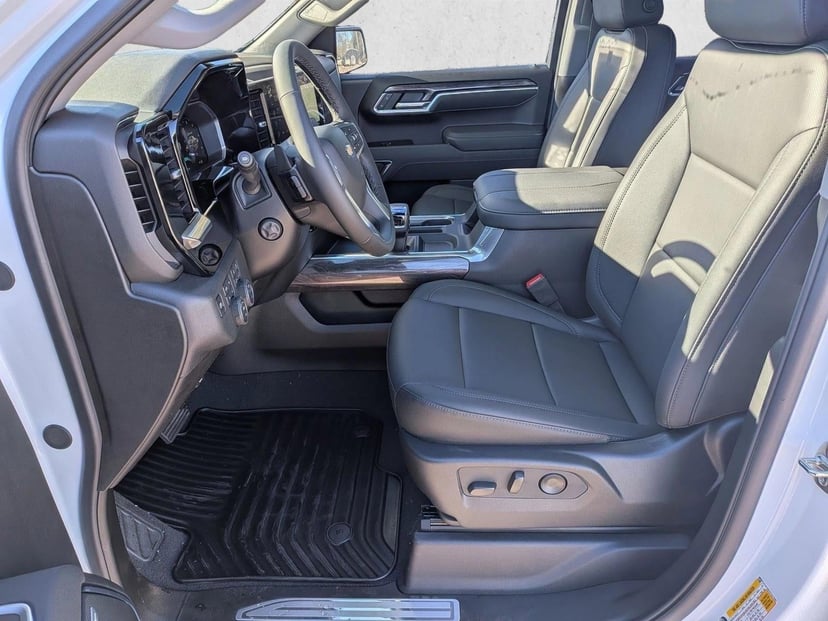 2026 Chevrolet Silverado 1500 - Image 15