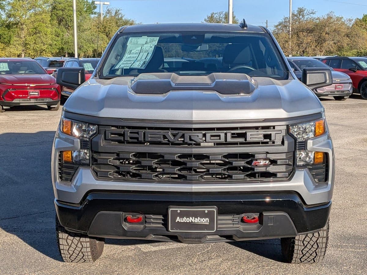 2026 Chevrolet Silverado 1500 - Image 2