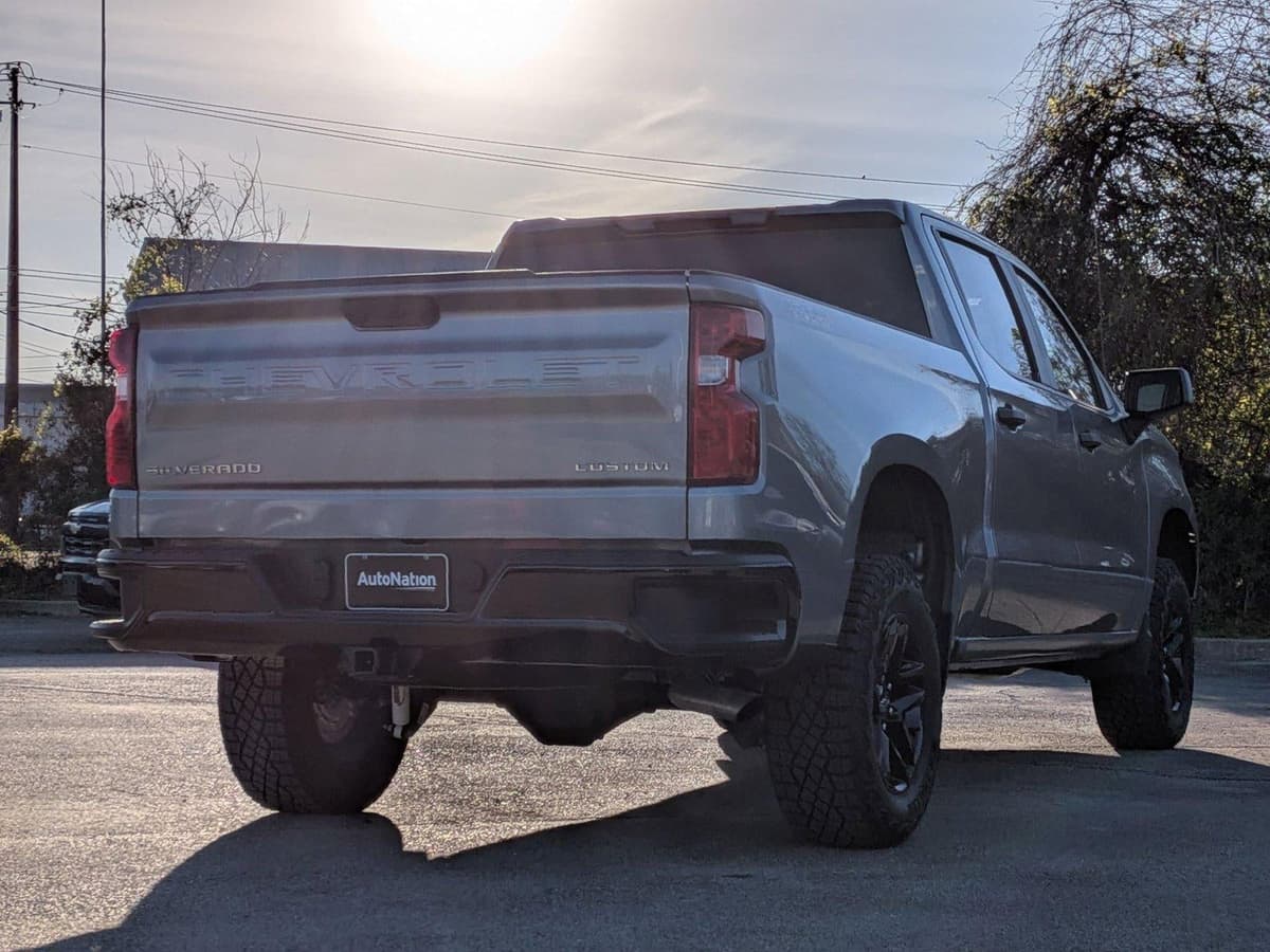 2026 Chevrolet Silverado 1500 - Image 5