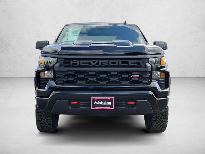2026 Chevrolet Silverado 1500 - Image 2