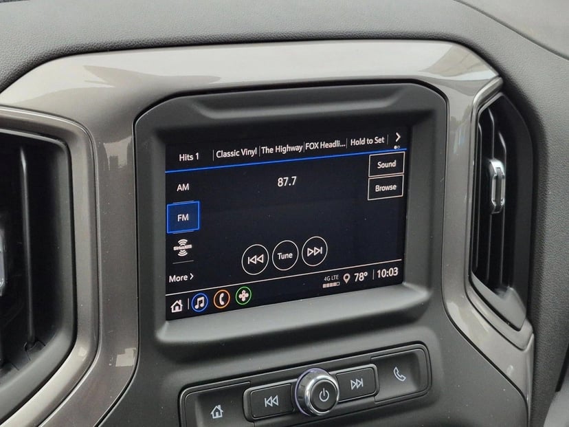 2026 Chevrolet Silverado 1500 - Image 11
