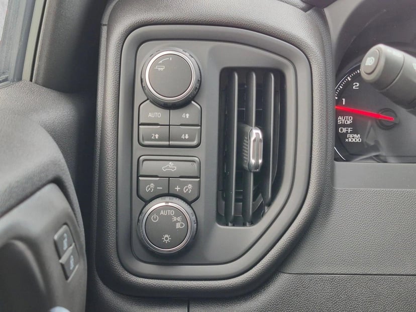 2026 Chevrolet Silverado 1500 - Image 14