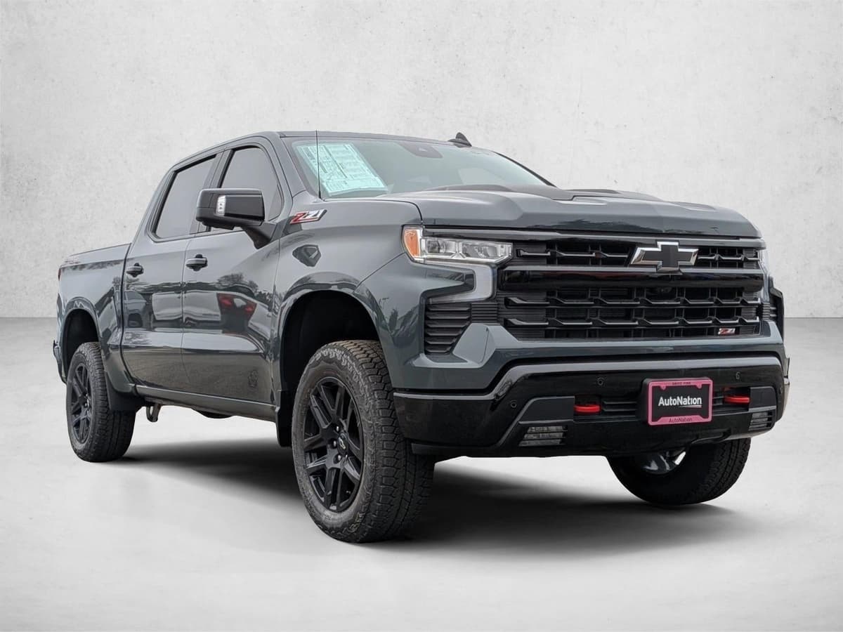 2026 Chevrolet Silverado 1500 - Image 3