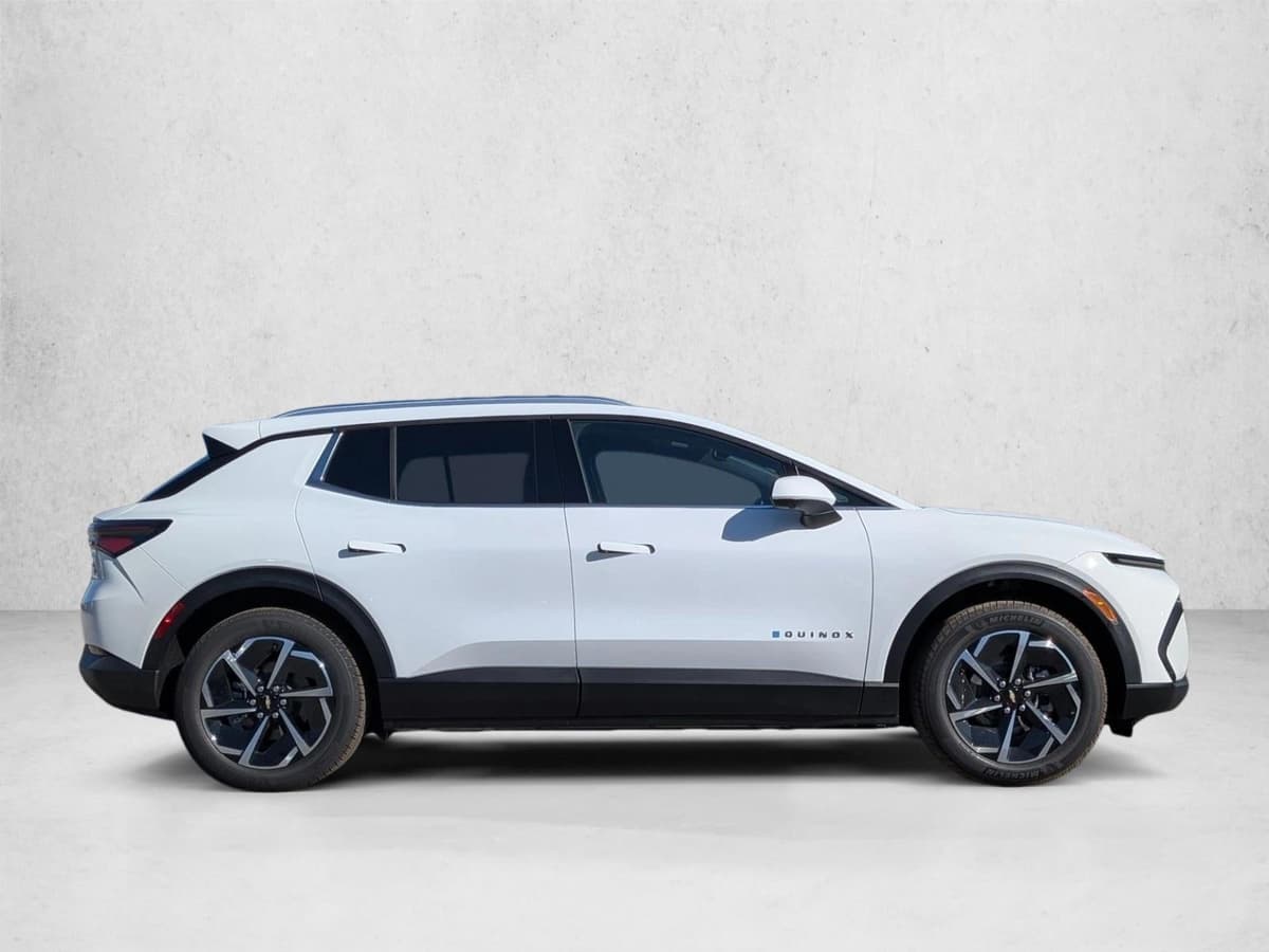 2026 Chevrolet Equinox EV - Image 4