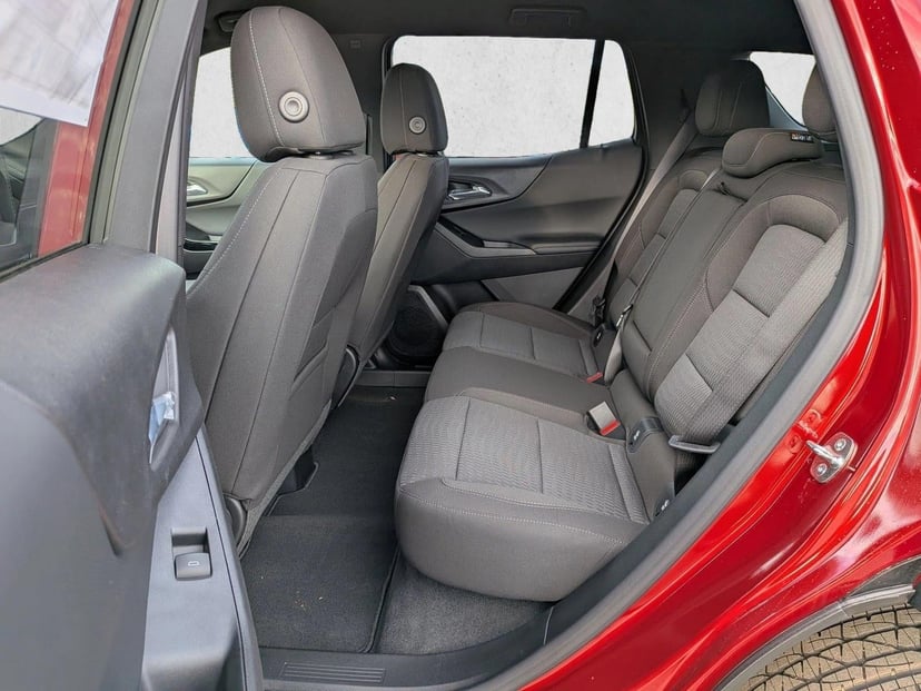 2026 Chevrolet Equinox - Image 14