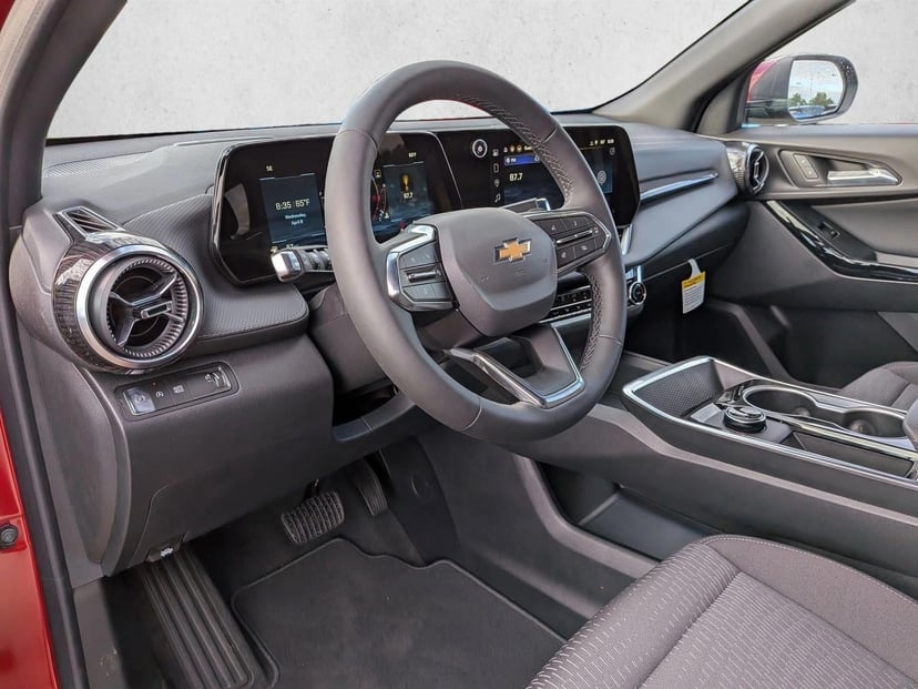 2026 Chevrolet Equinox - Image 3