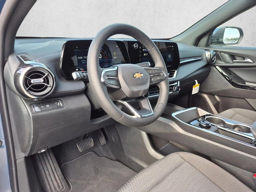2026 Chevrolet Equinox - Image 5