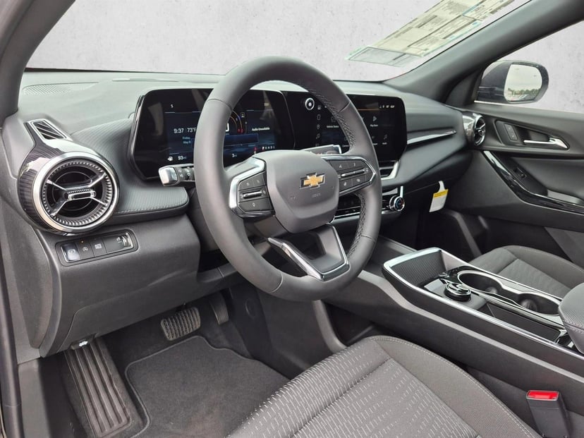 2026 Chevrolet Equinox - Image 5