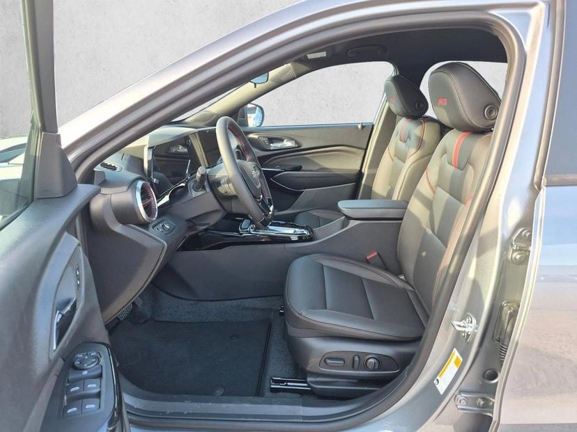 2026 Chevrolet Trax - Image 11