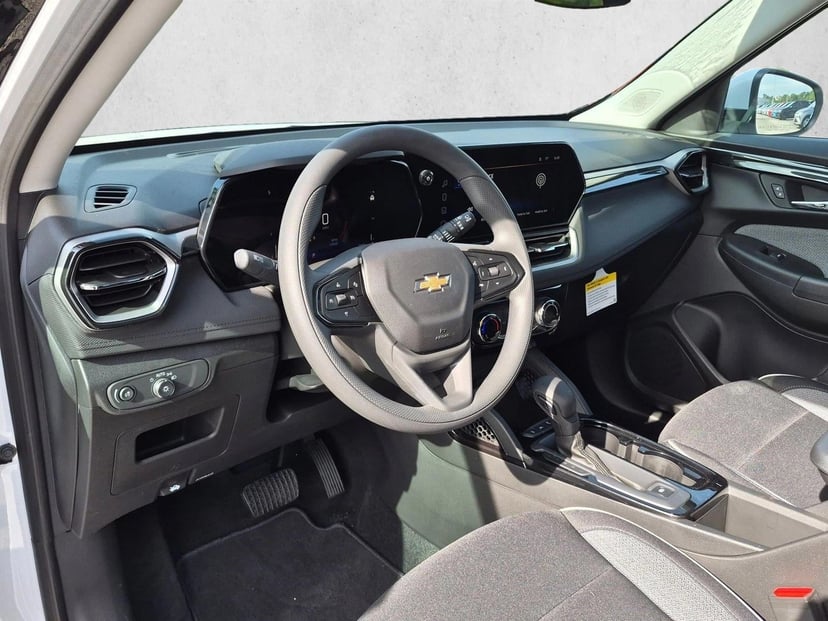 2026 Chevrolet Trailblazer - Image 4