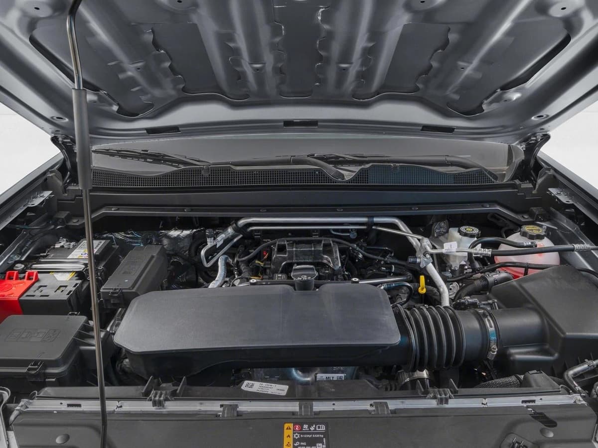 2026 Chevrolet Colorado - Image 8