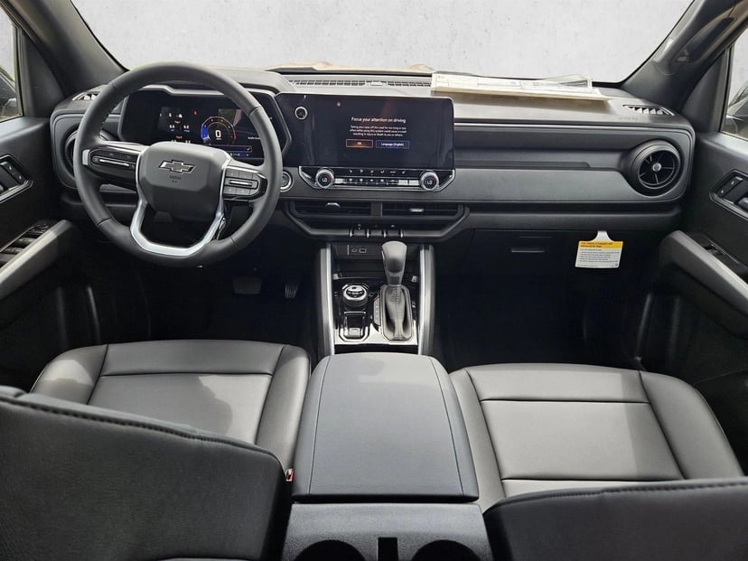 2026 Chevrolet Colorado - Image 15