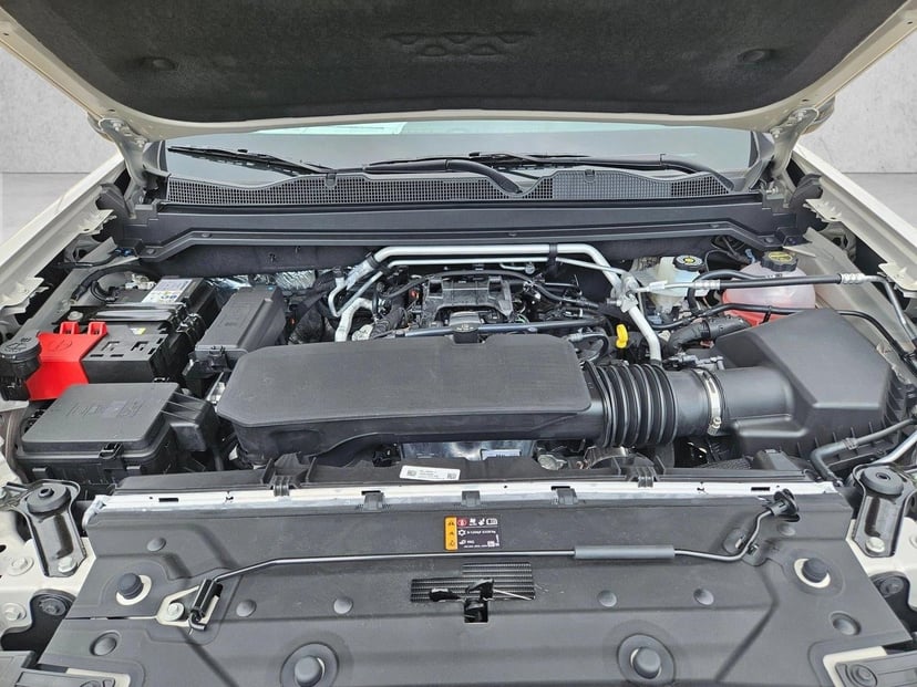 2026 Chevrolet Colorado - Image 17