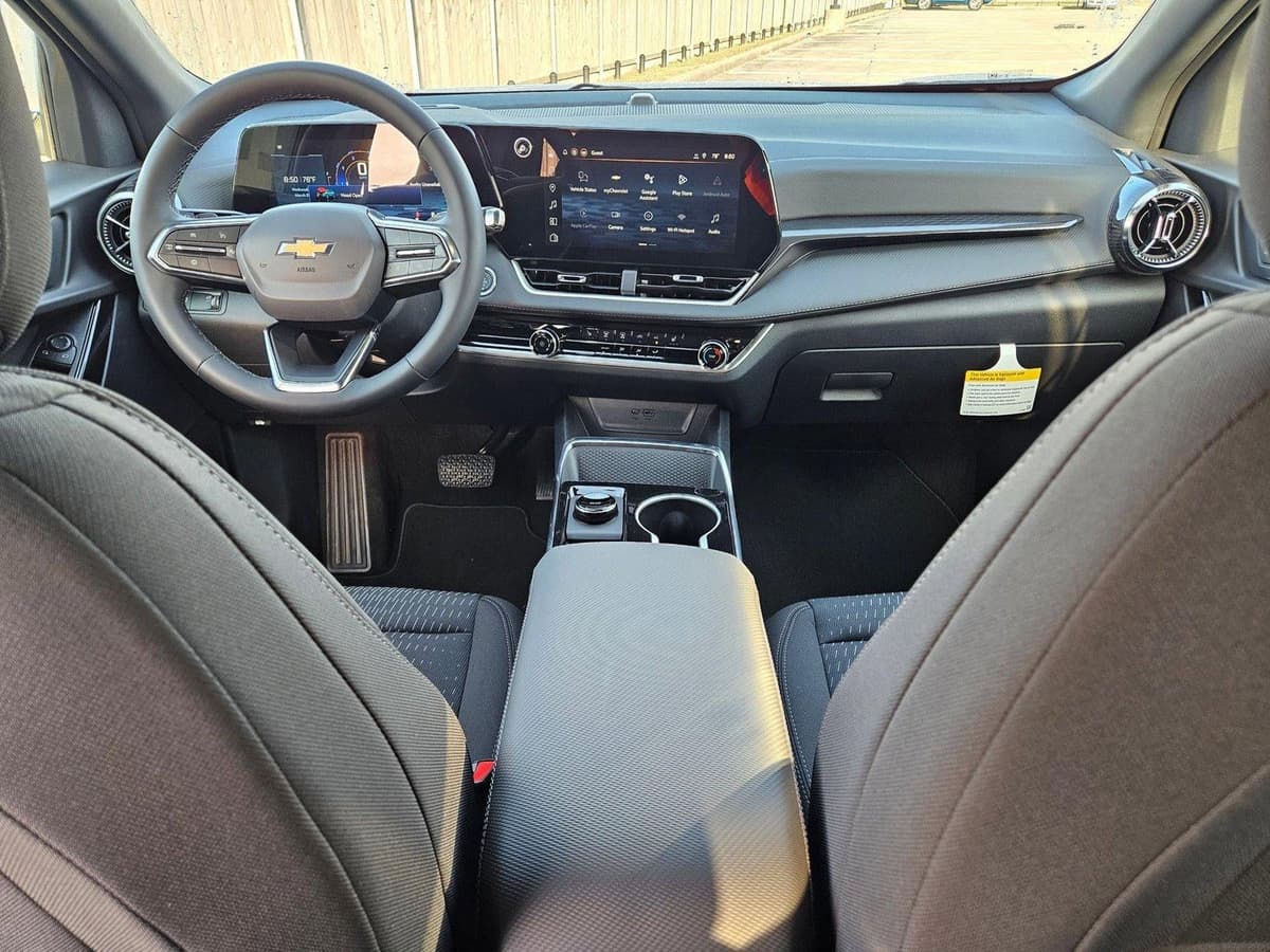 2026 Chevrolet Equinox - Image 15