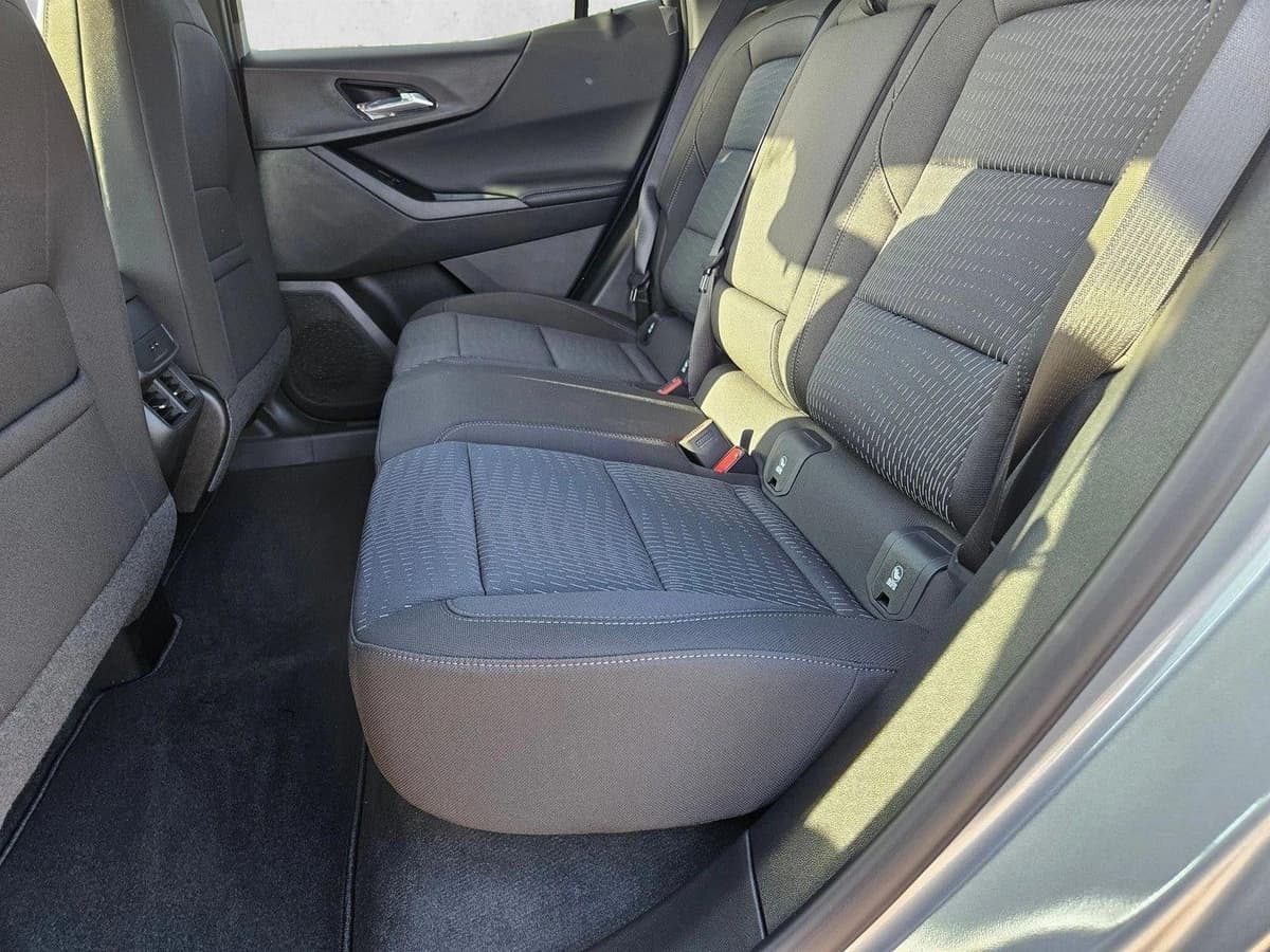 2026 Chevrolet Equinox - Image 16