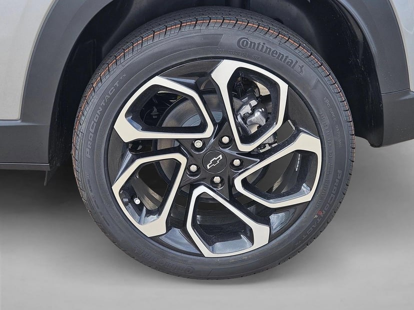 2026 Chevrolet Trax - Image 6