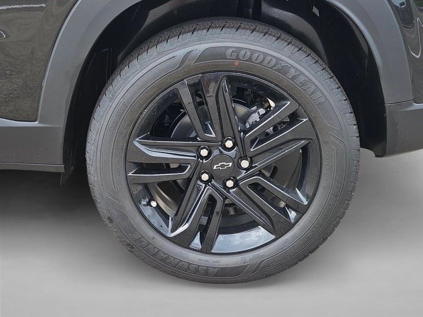 2026 Chevrolet Trax - Image 5