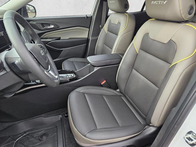 2026 Chevrolet Trax - Image 4