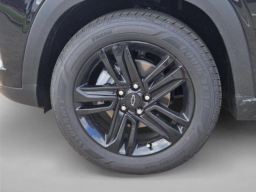 2026 Chevrolet Trax - Image 8