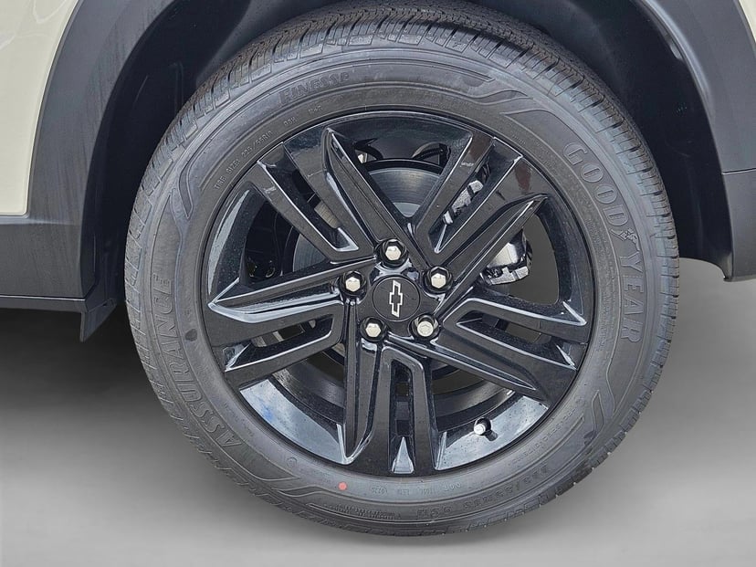 2026 Chevrolet Trax - Image 5