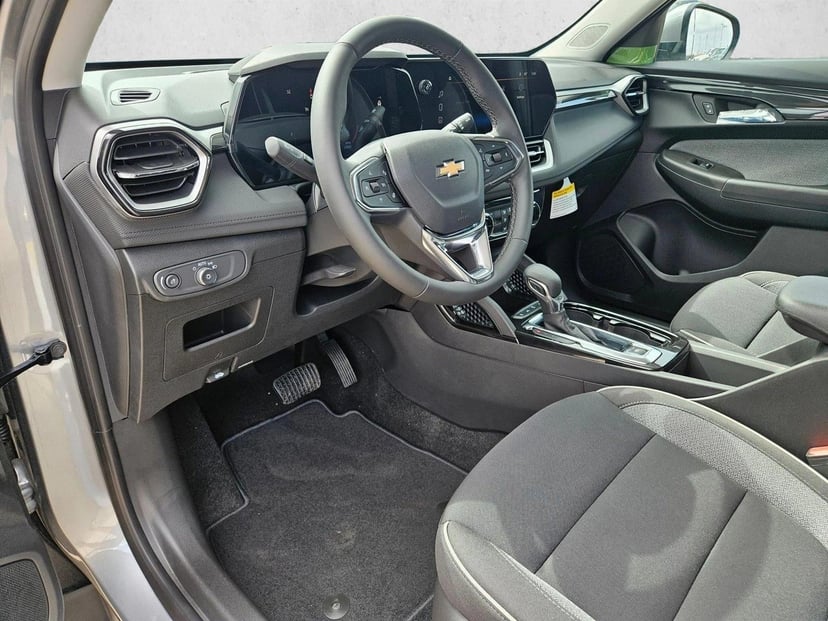 2026 Chevrolet Trailblazer - Image 3