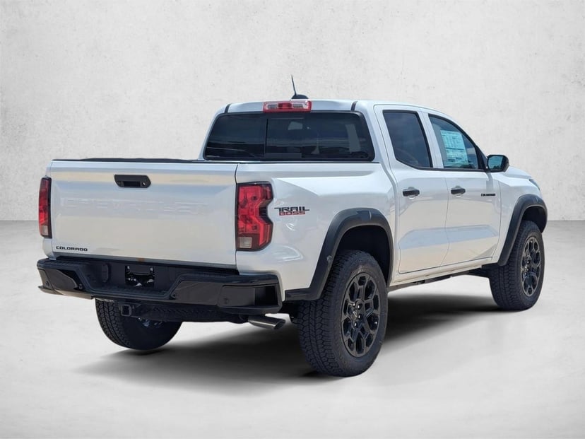 2026 Chevrolet Colorado - Image 2