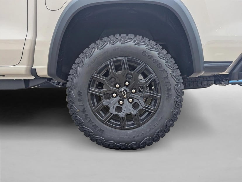 2026 Chevrolet Colorado - Image 11