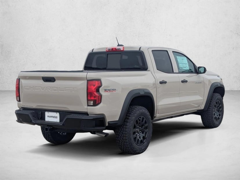 2026 Chevrolet Colorado - Image 2