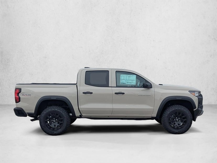 2026 Chevrolet Colorado - Image 8