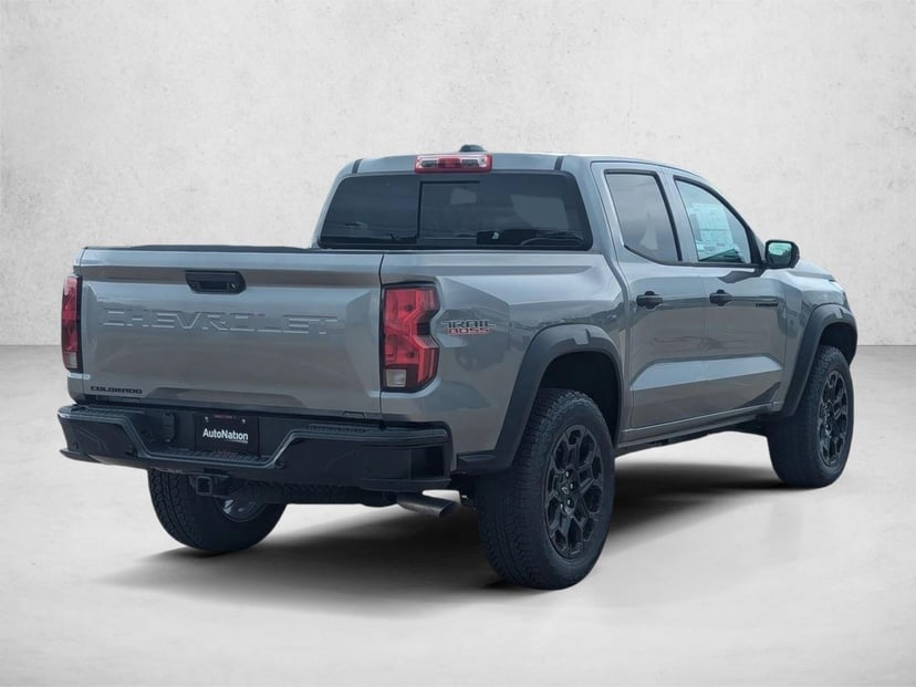 2026 Chevrolet Colorado - Image 2