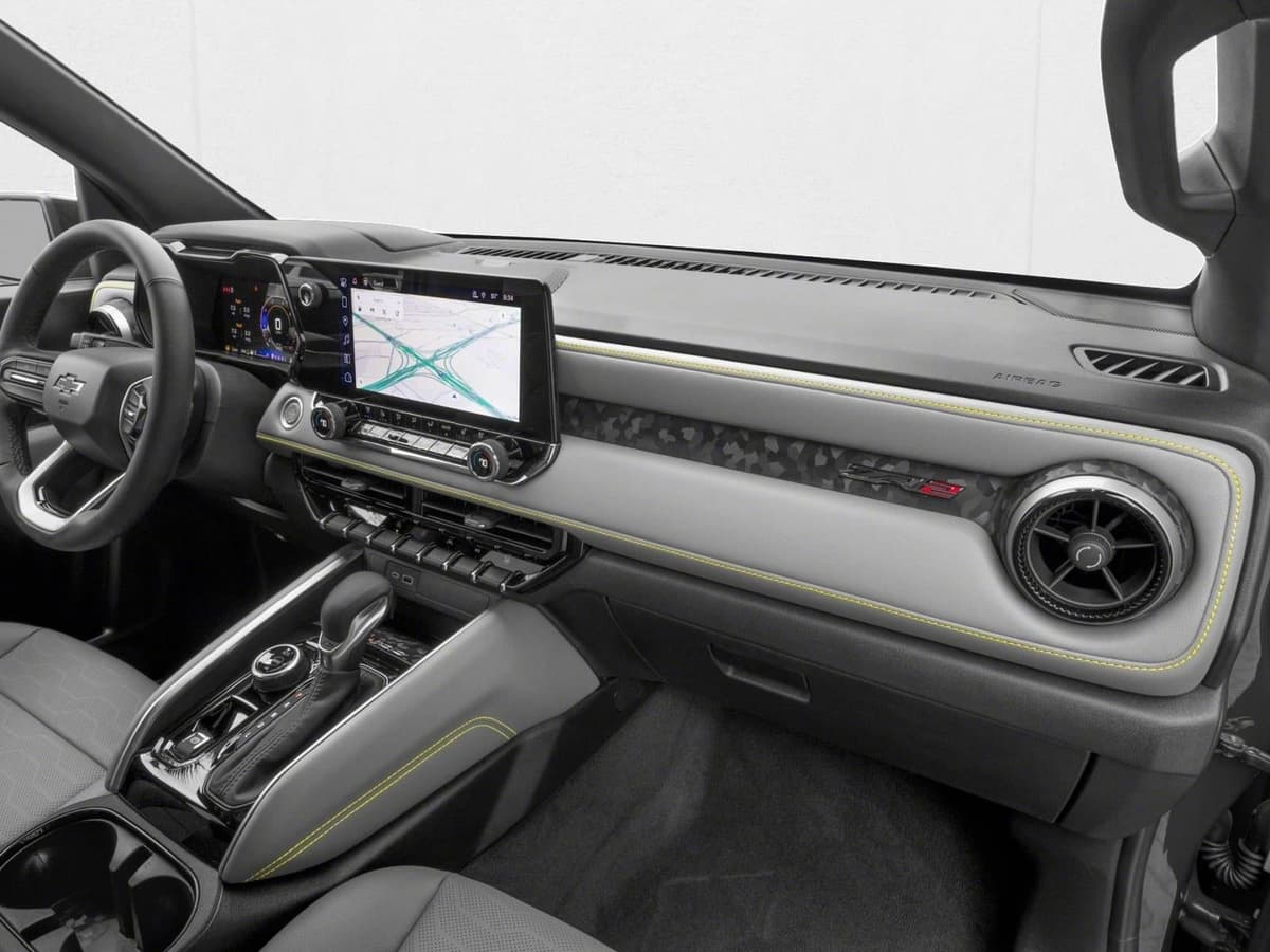 2026 Chevrolet Colorado - Image 11