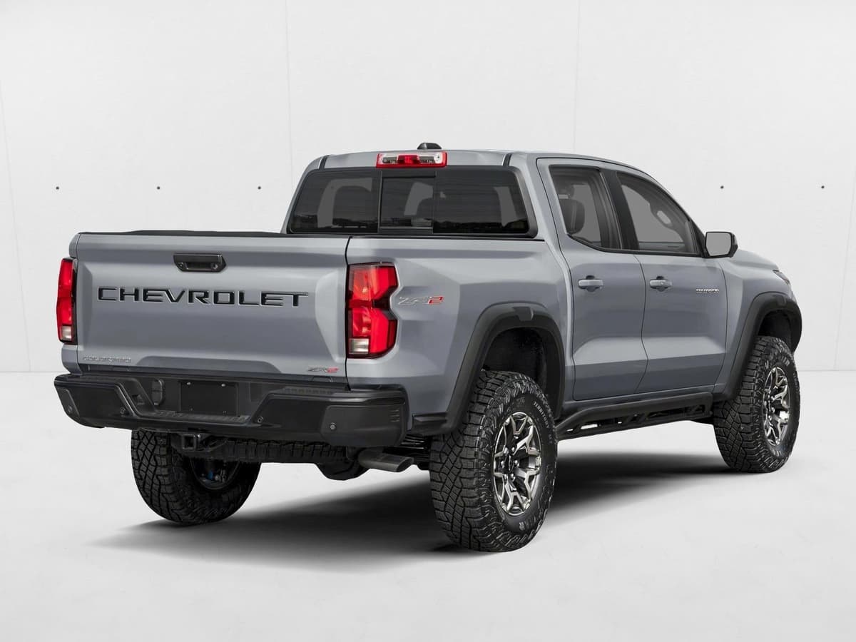 2026 Chevrolet Colorado - Image 2