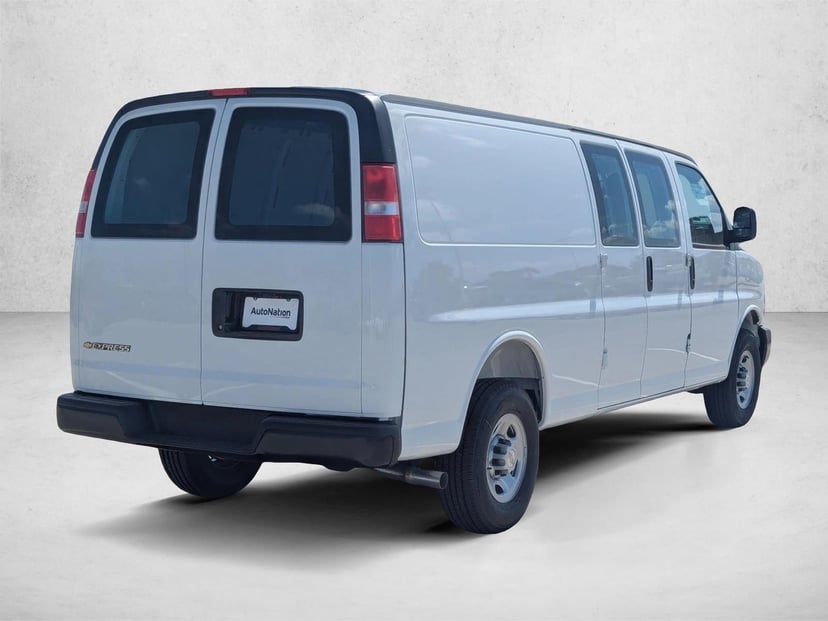 2026 Chevrolet Express Cargo - Image 2