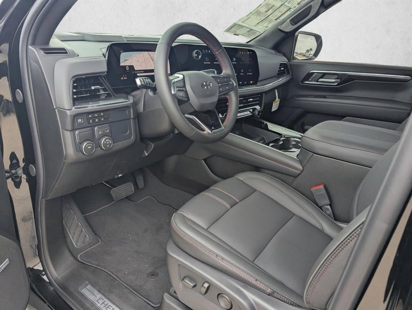 2026 Chevrolet Suburban - Image 3