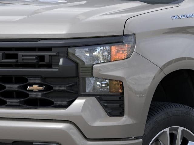 2026 Chevrolet Silverado 1500 - Image 13