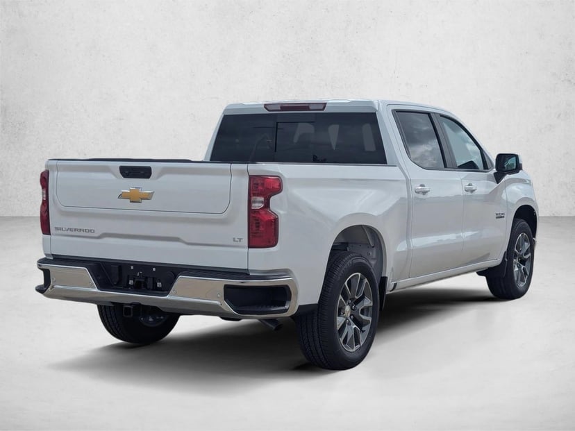 2026 Chevrolet Silverado 1500 - Image 2
