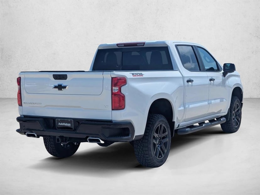 2026 Chevrolet Silverado 1500 - Image 2