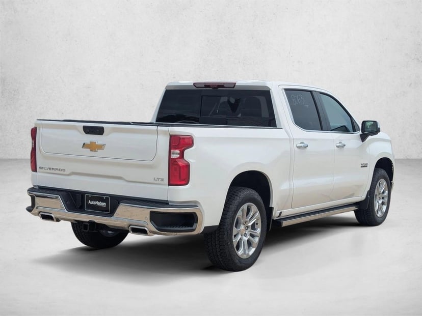 2026 Chevrolet Silverado 1500 - Image 2