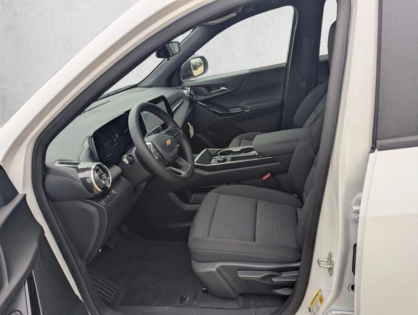 2026 Chevrolet Equinox - Image 4