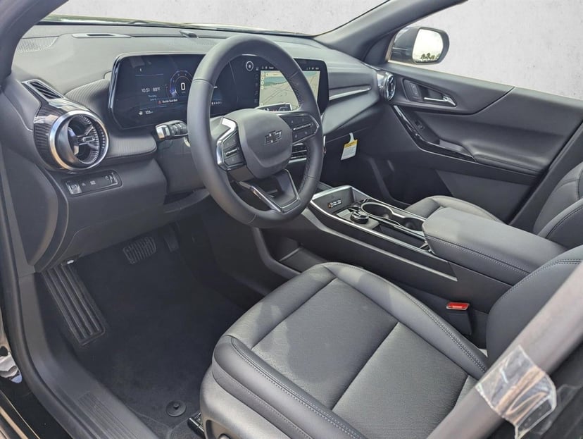 2026 Chevrolet Equinox - Image 3