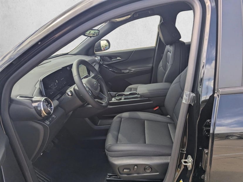 2026 Chevrolet Equinox - Image 4