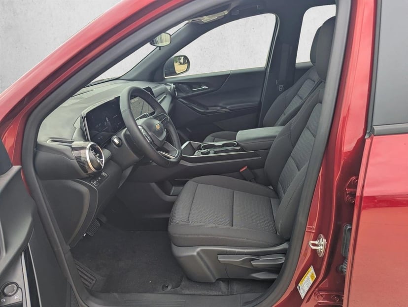 2026 Chevrolet Equinox - Image 4
