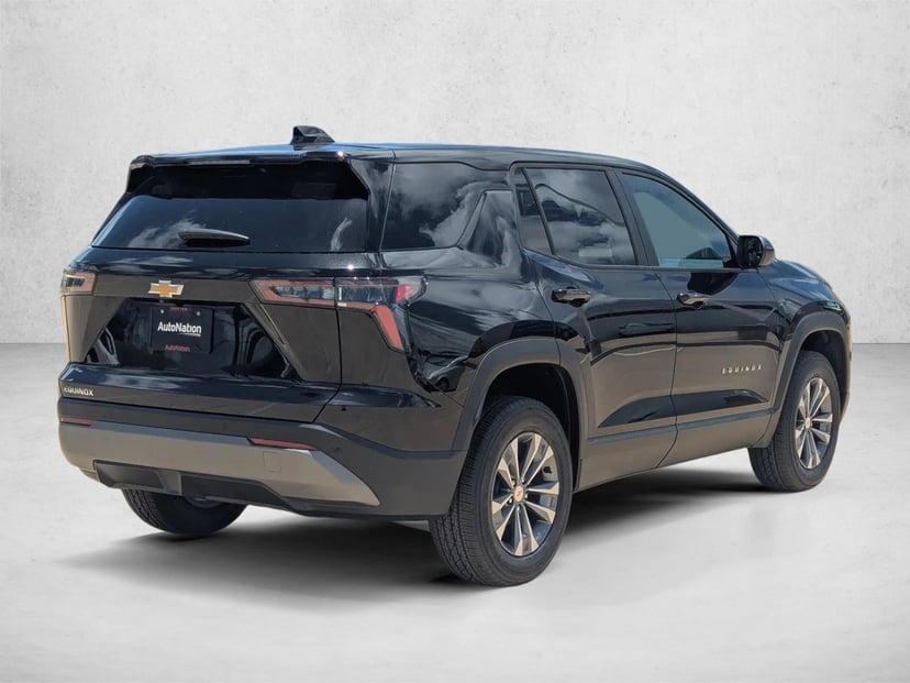 2026 Chevrolet Equinox - Image 2