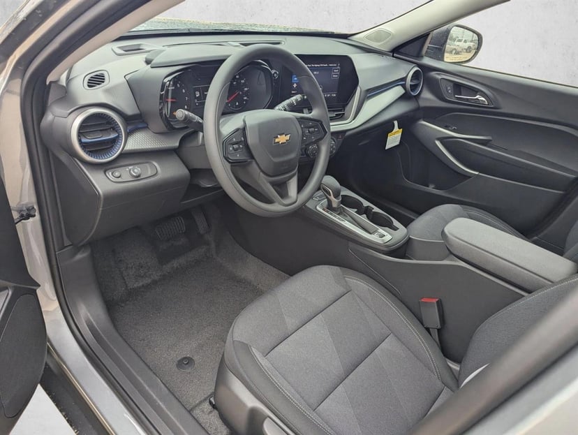 2026 Chevrolet Trax - Image 4