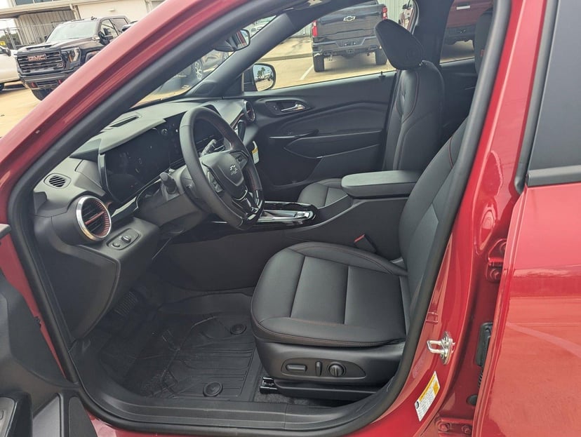 2026 Chevrolet Trax - Image 4