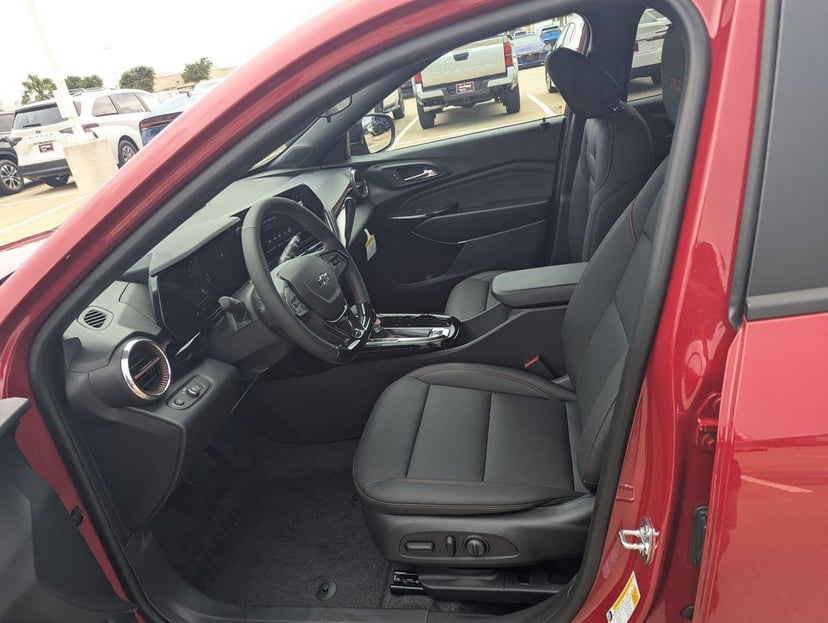 2026 Chevrolet Trax - Image 4