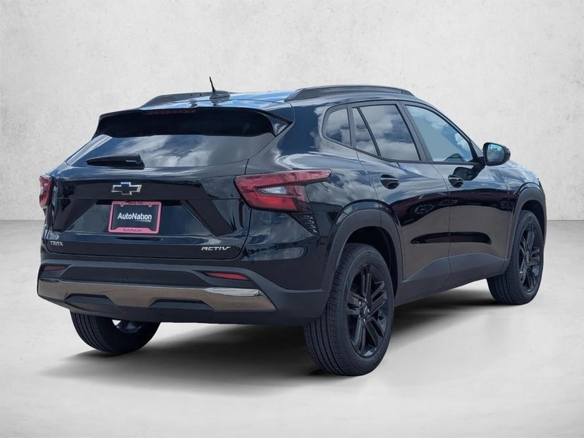 2026 Chevrolet Trax - Image 2