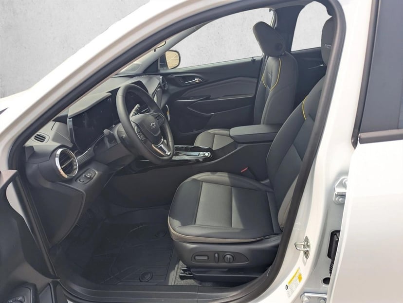 2026 Chevrolet Trax - Image 4