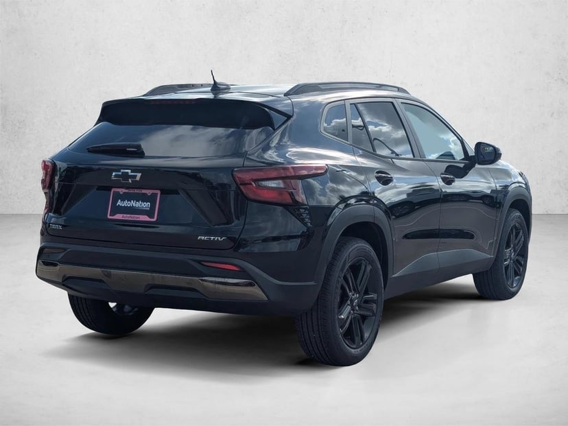 2026 Chevrolet Trax - Image 2
