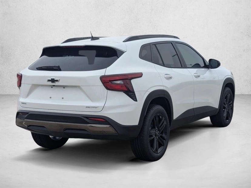 2026 Chevrolet Trax - Image 2
